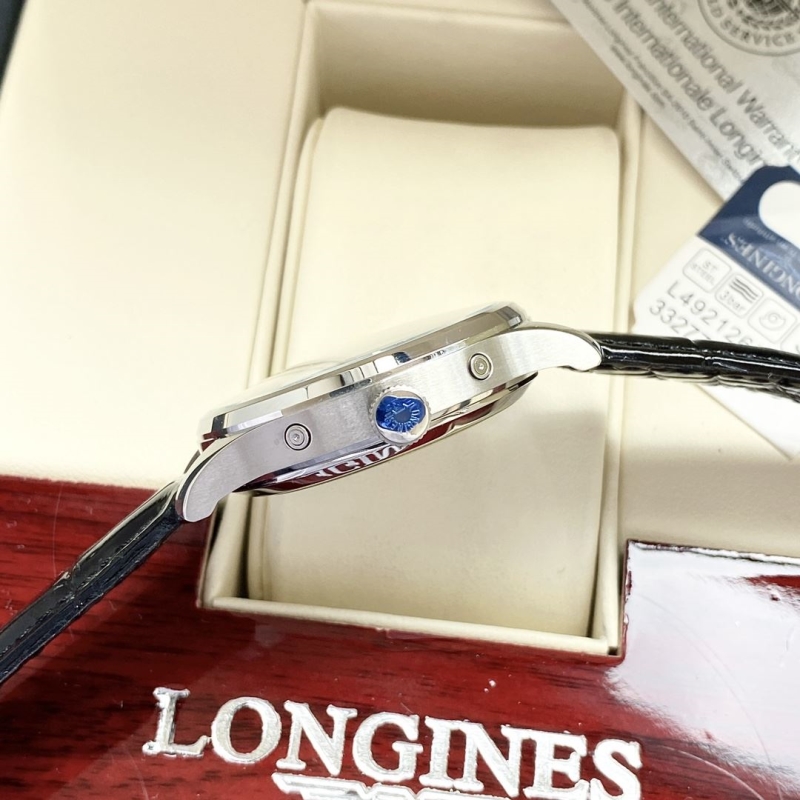 LONGINES